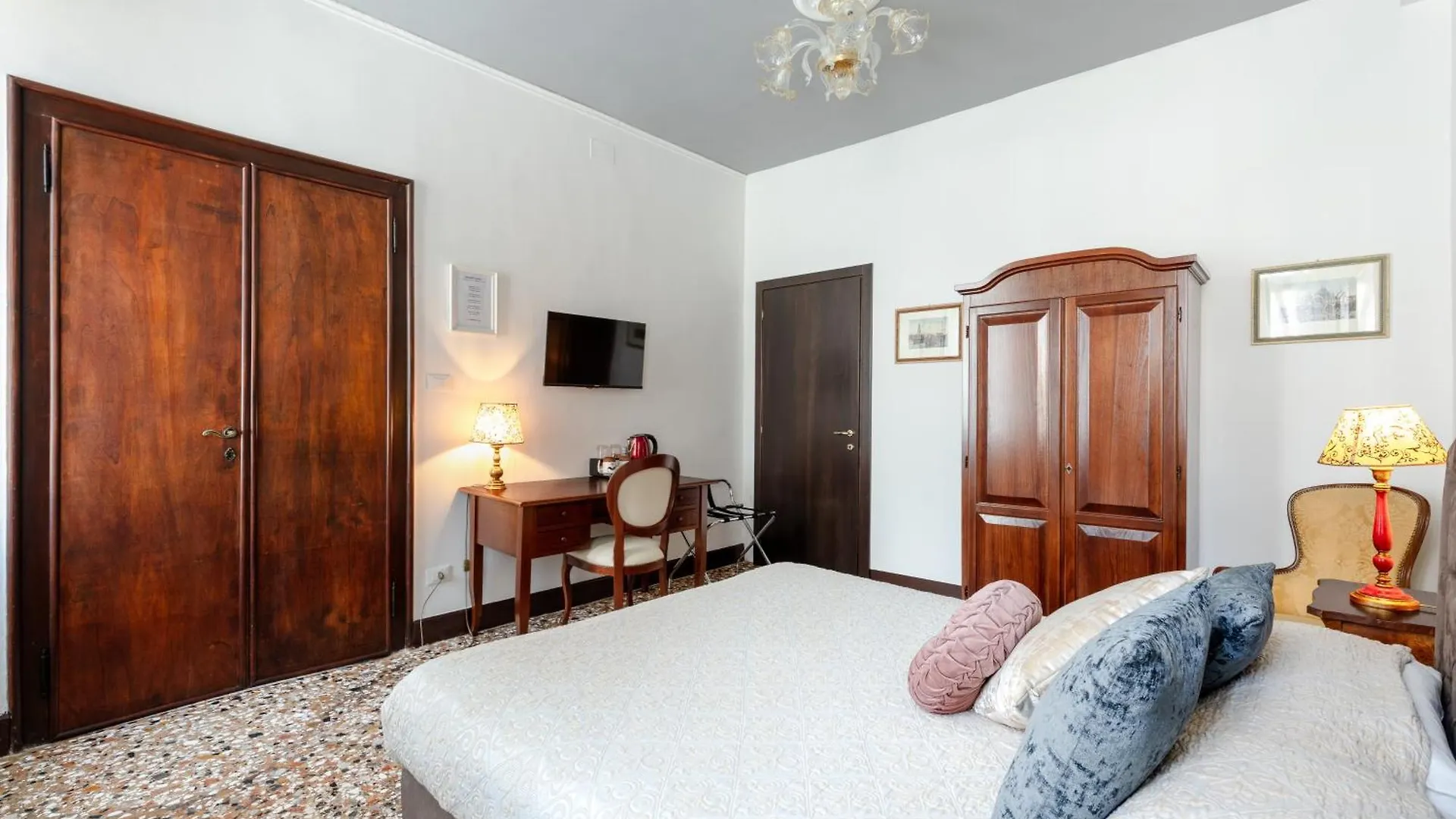 Ca' Santo Spirito B&B 2*, Venice