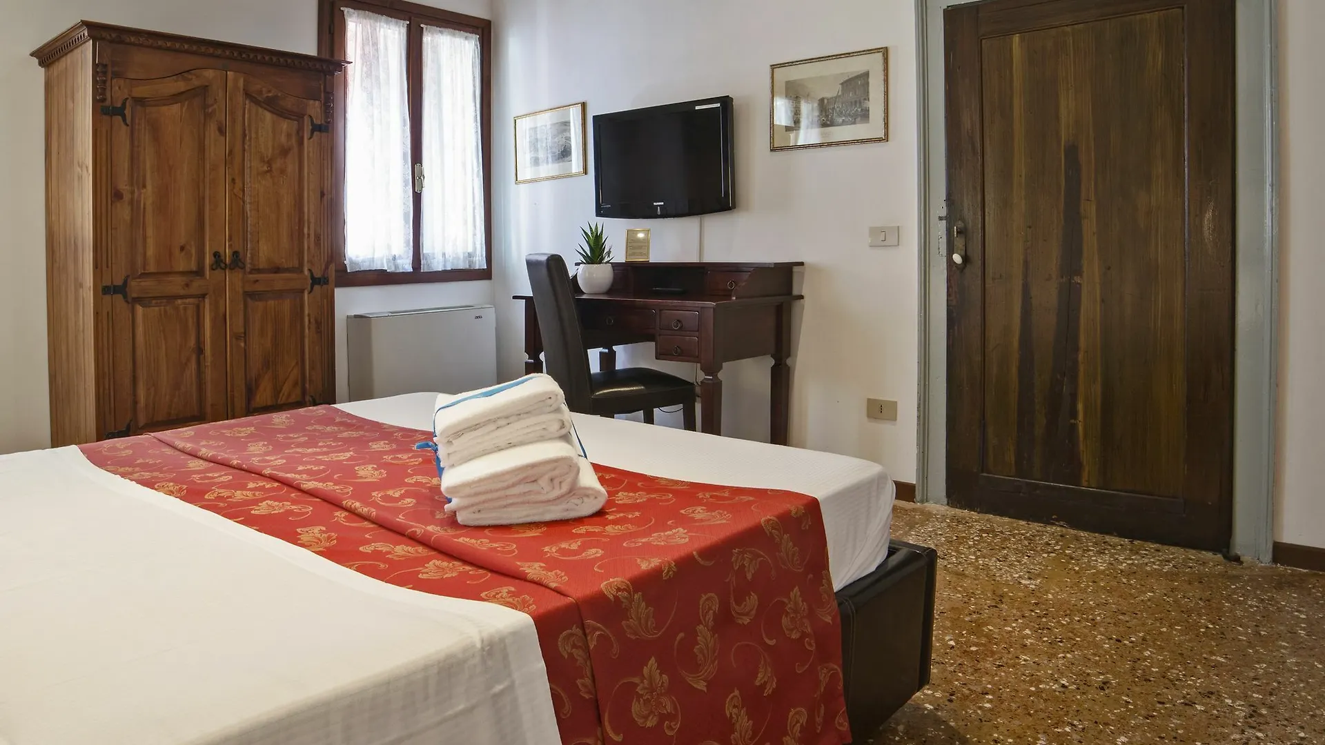 Ca' Santo Spirito B&B 2*, Venice