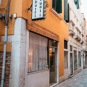 2* Szálloda Tivoli
