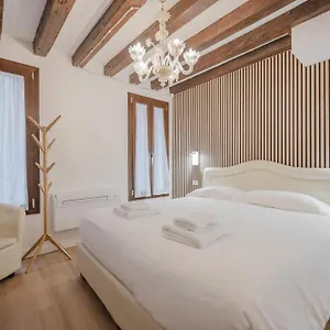 Bed & Breakfast Rialto 707