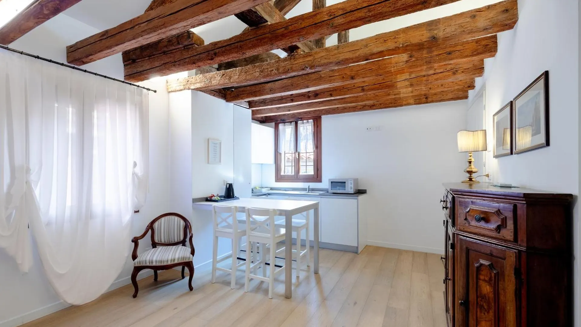 Ca' Santo Spirito B&B 2*, Venice Italy
