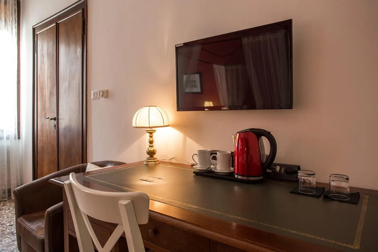 Ca' Santo Spirito B&B Венеция