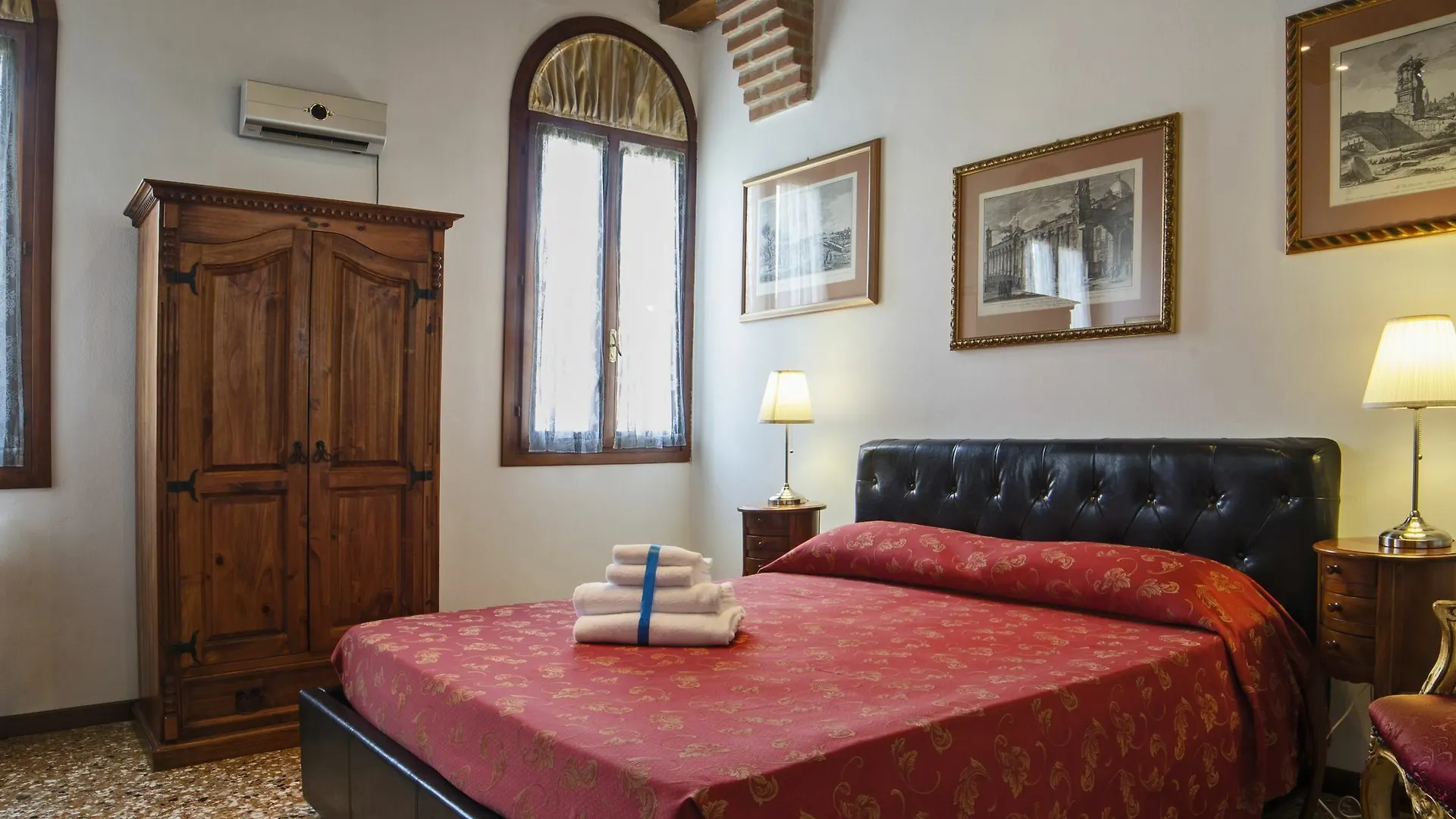 Ca' Santo Spirito B&B Венеция 2*,  Италия